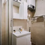 Art Deco By Duhomes Apartment