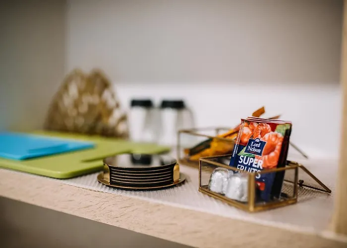 Appartement Art Deco By Duhomes