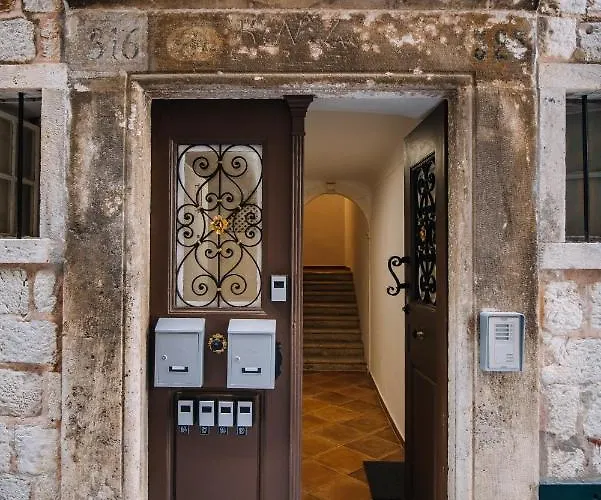 Art Deco By Duhomes * Dubrovnik