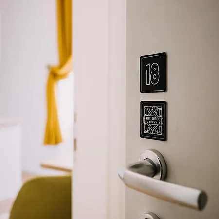 Art Deco By Duhomes Apartman